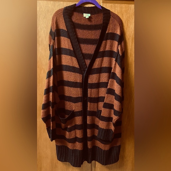 LuLaRoe “Lucille” Striped Cardigan (Retired Style) - Picture 1 of 15